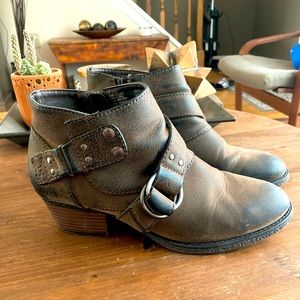 Sonoma Brown Ankle Booties